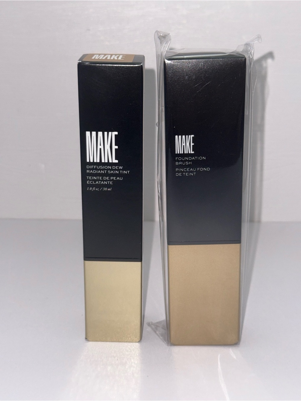 MAKE Beauty Glass Skin Bundle Diffusion Dew Skin Tint + Brush Beige 03 New